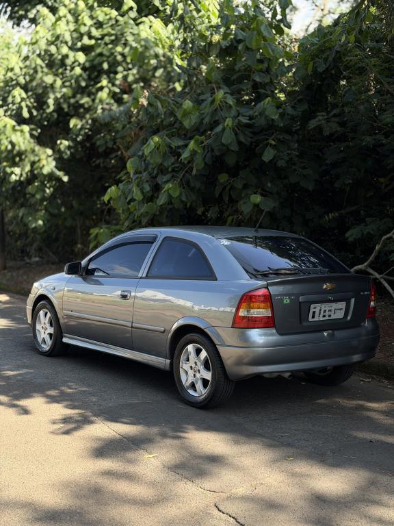 CHEVROLET Astra Hatch - Foto