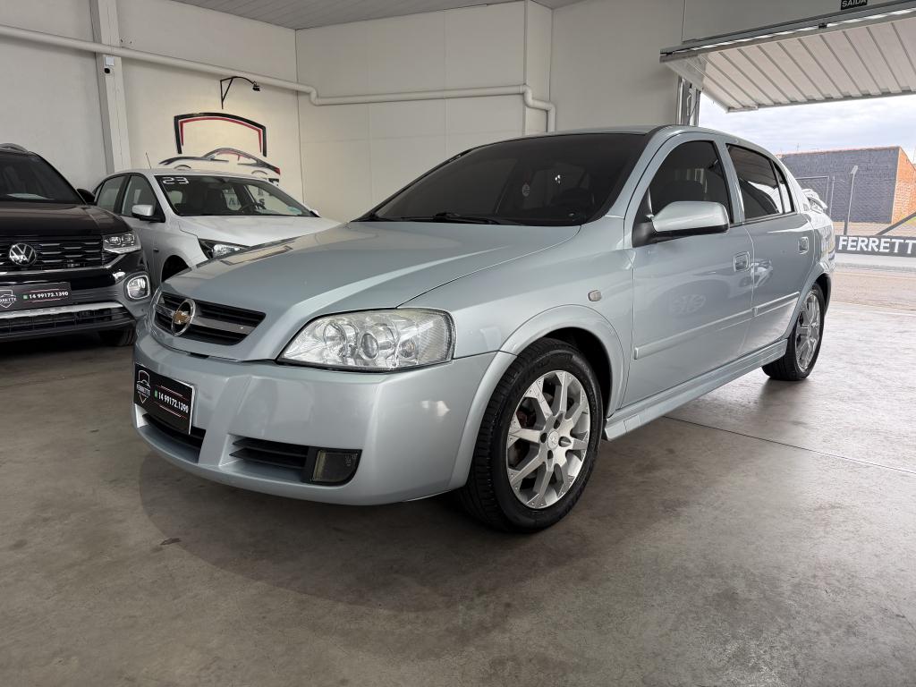 CHEVROLET Astra Hatch - Foto