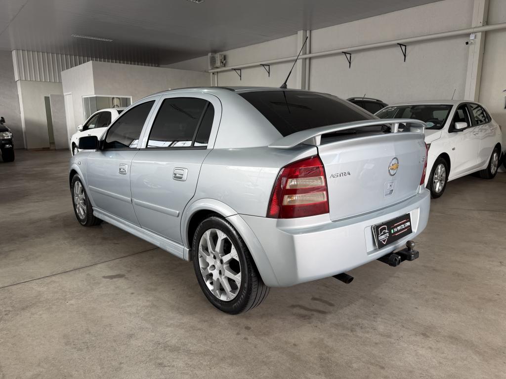 CHEVROLET Astra Hatch - Foto