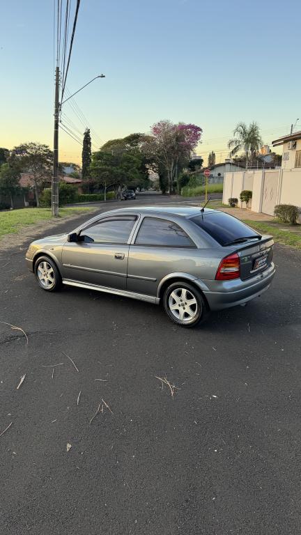 CHEVROLET Astra Hatch - Foto