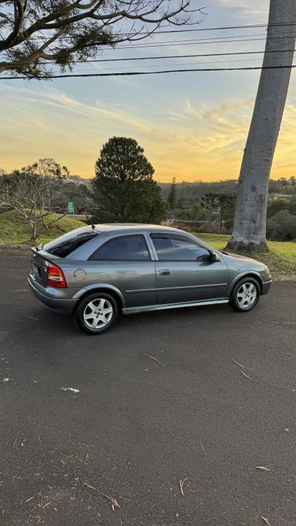 CHEVROLET Astra Hatch - Foto