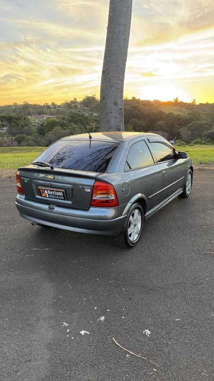 CHEVROLET Astra Hatch - Foto