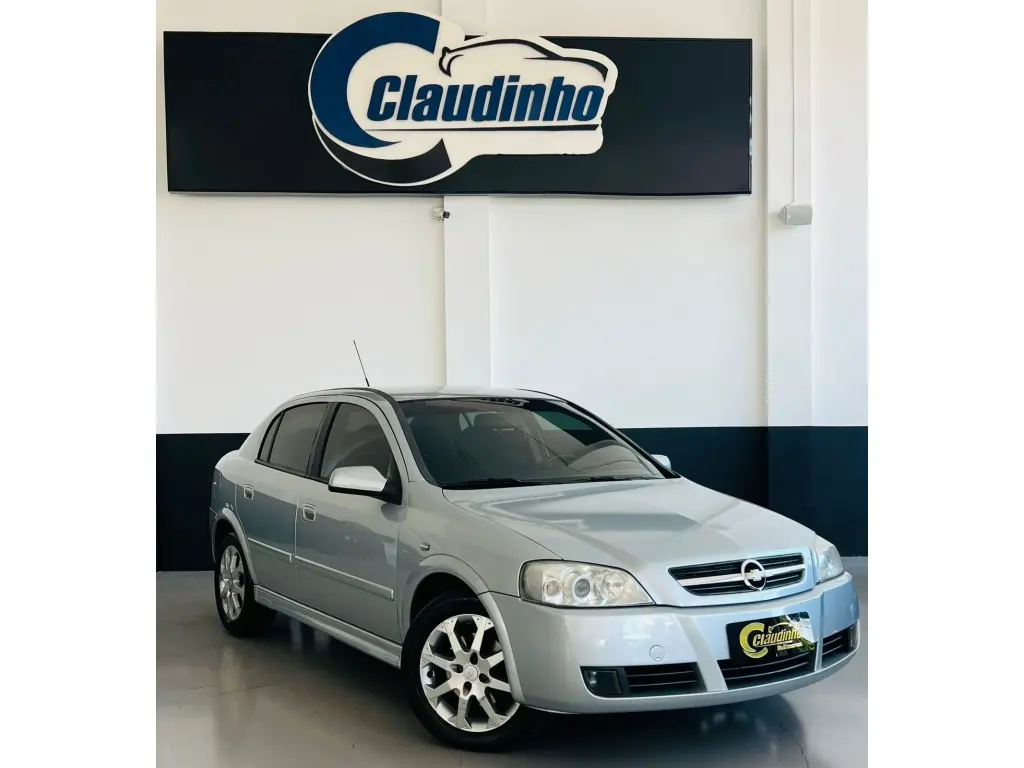 CHEVROLET Astra Sedan - Foto