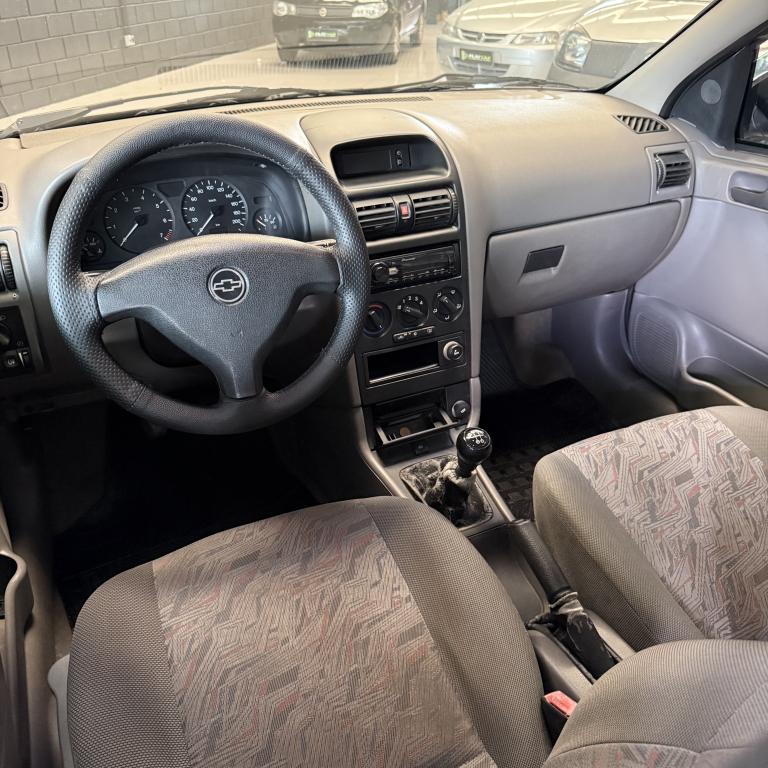 CHEVROLET Astra Sedan - Foto