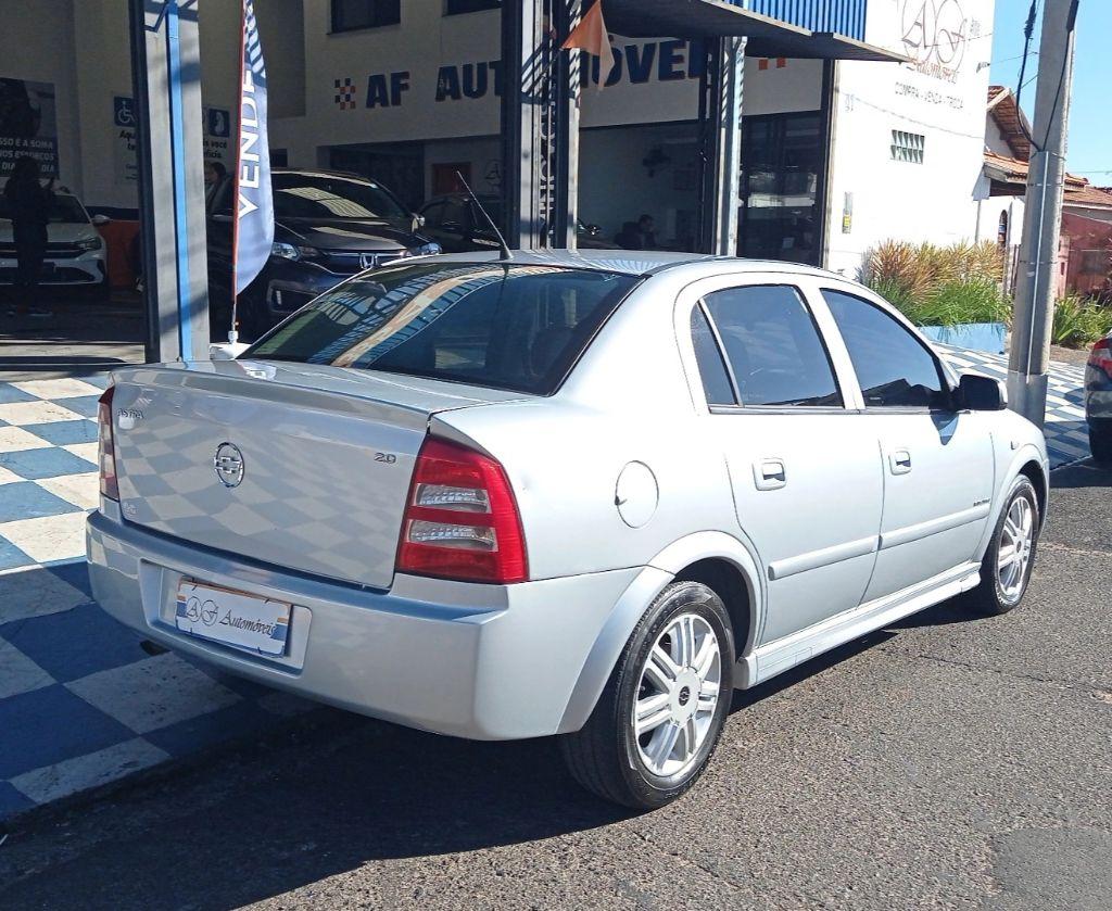 CHEVROLET Astra Sedan - Foto