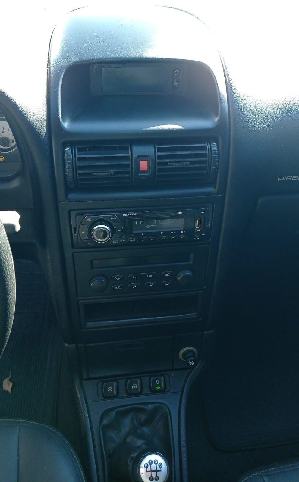 CHEVROLET Astra Sedan - Foto