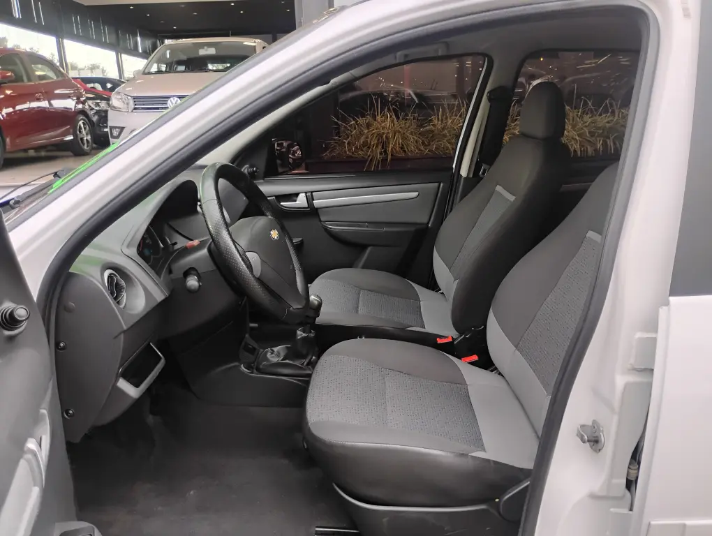 CHEVROLET Celta - Foto