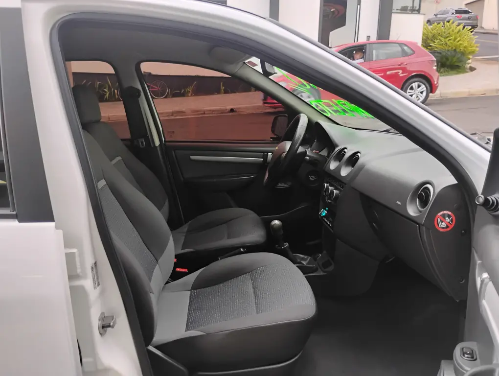 CHEVROLET Celta - Foto