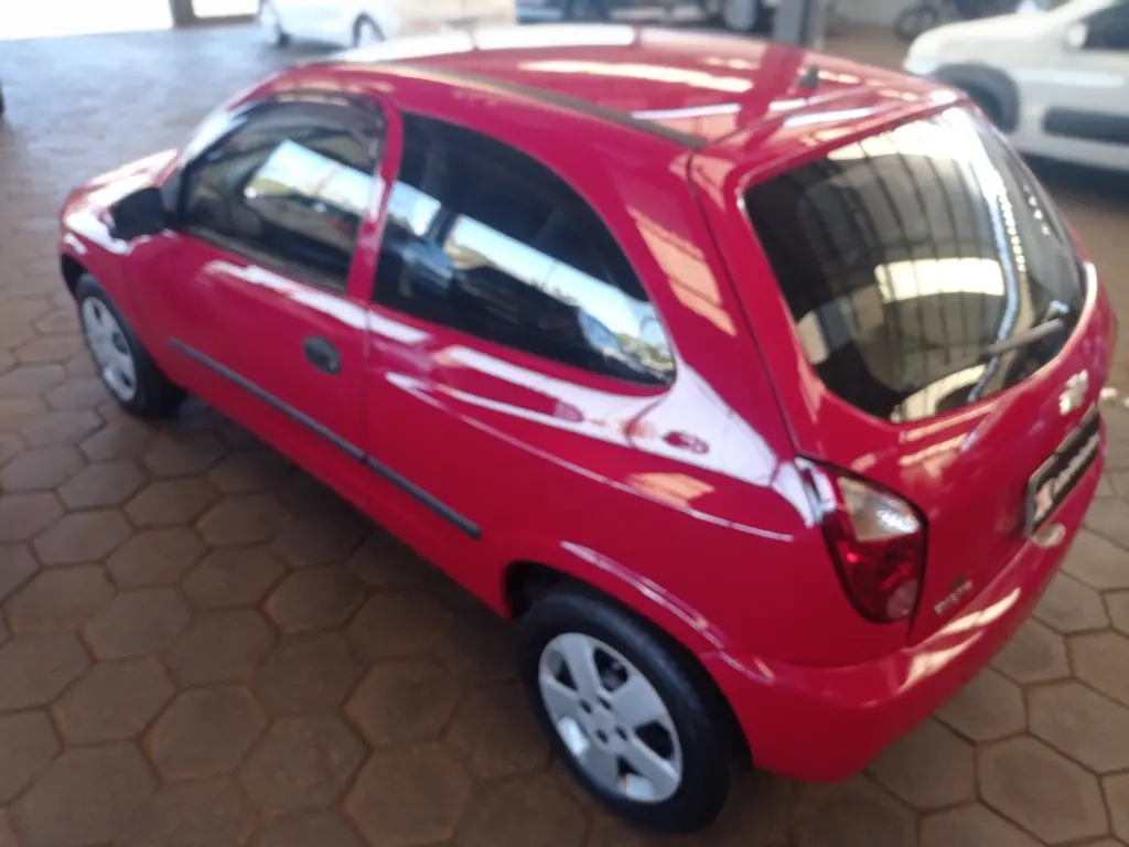 CHEVROLET Celta - Foto