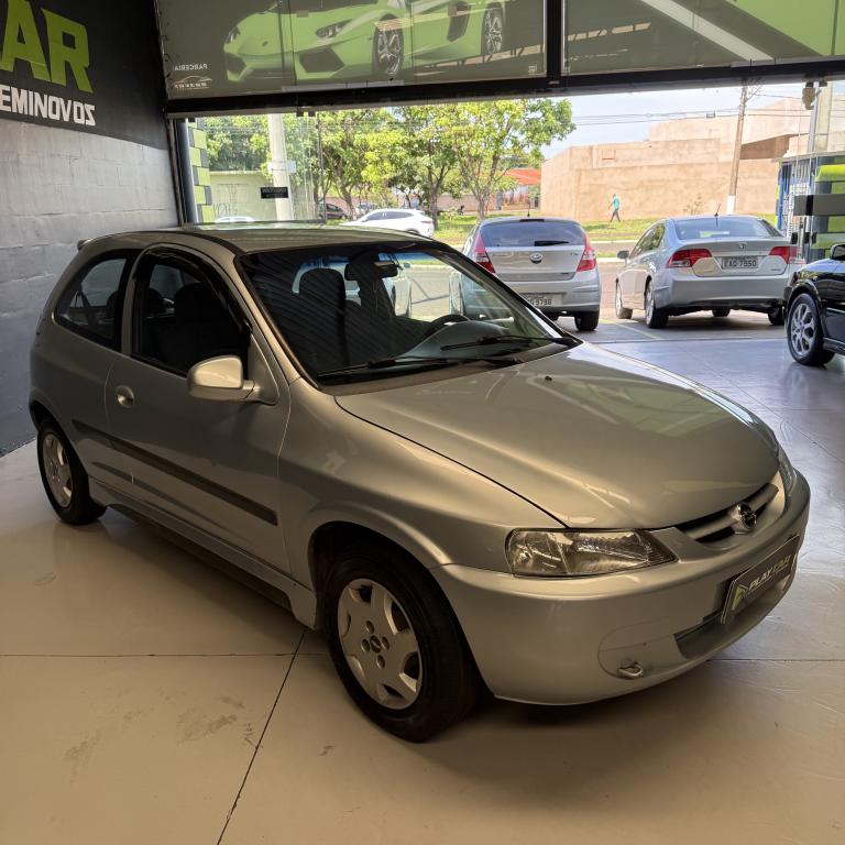 CHEVROLET Celta - Foto