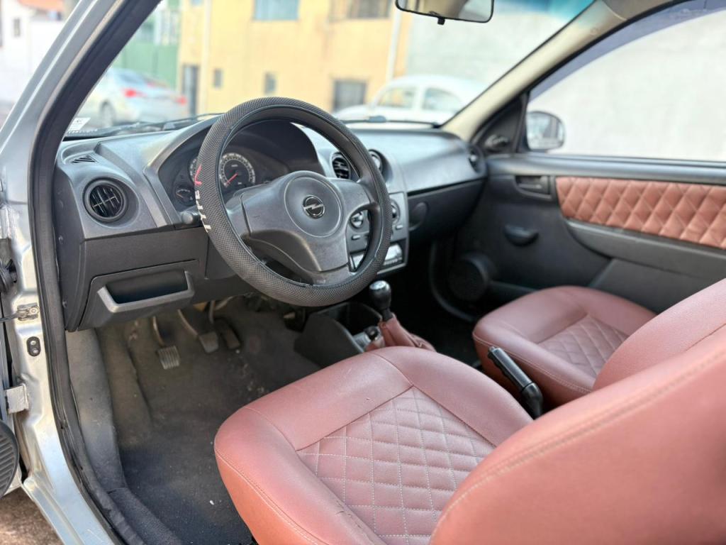 CHEVROLET Celta - Foto