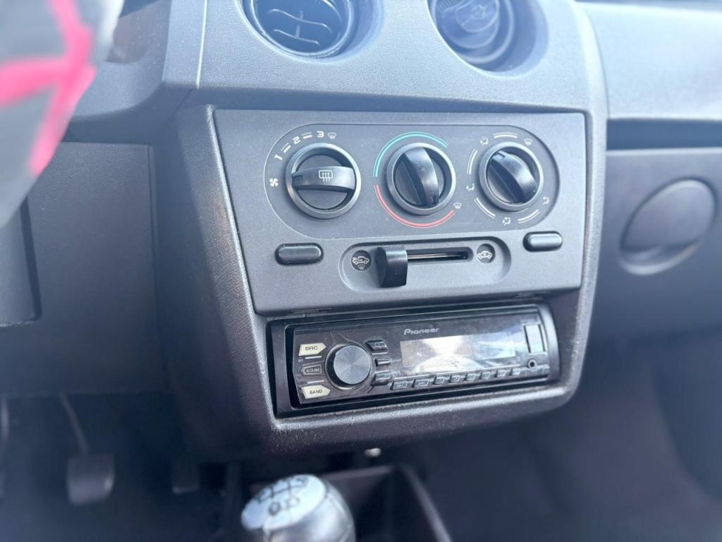 CHEVROLET Celta - Foto