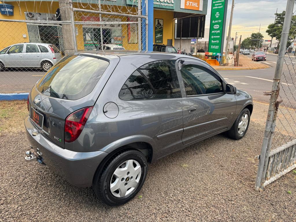 CHEVROLET Celta - Foto