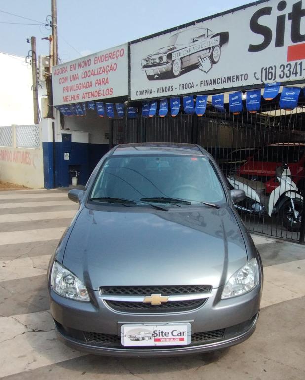 CHEVROLET Classic Sedan - Foto