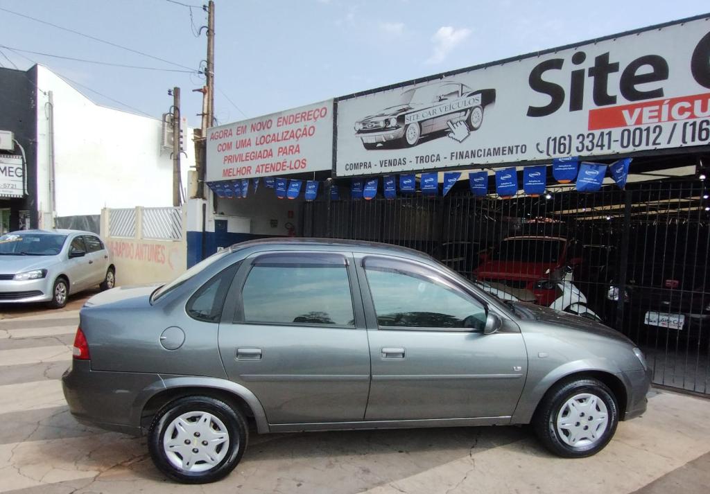 CHEVROLET Classic Sedan - Foto