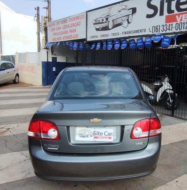 CHEVROLET Classic Sedan - Foto