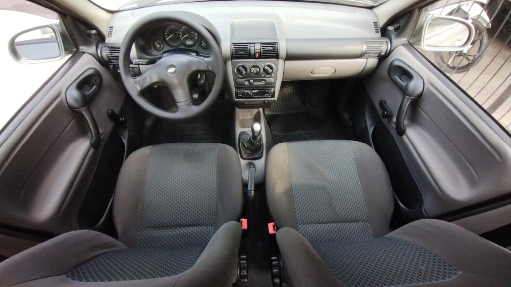 CHEVROLET Classic Sedan - Foto