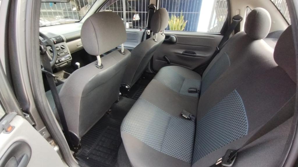 CHEVROLET Classic Sedan - Foto