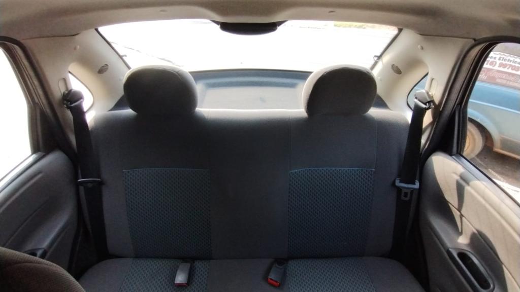 CHEVROLET Classic Sedan - Foto