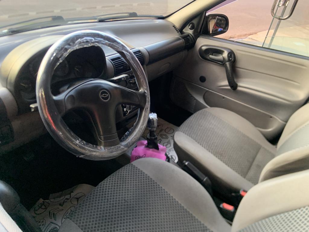 CHEVROLET Classic Sedan - Foto