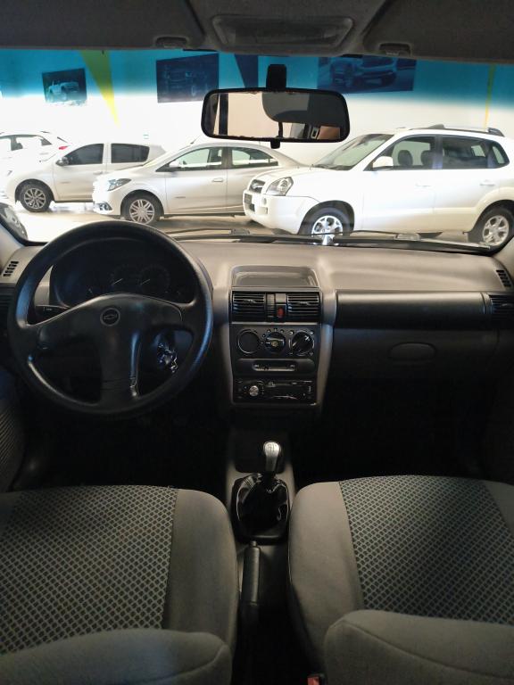 CHEVROLET Classic Sedan - Foto