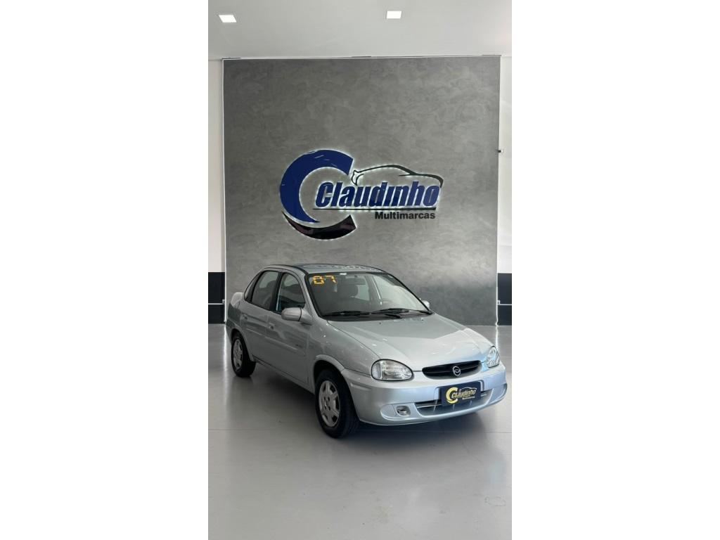 CHEVROLET Classic Sedan - Foto