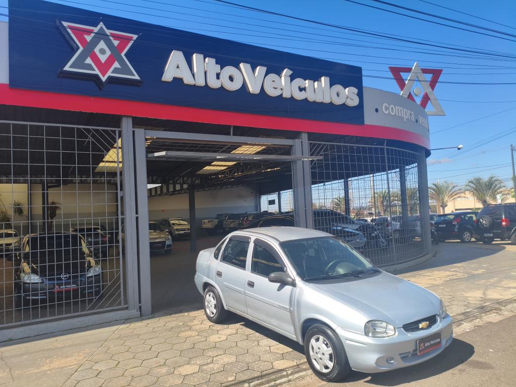 CHEVROLET Classic Sedan - Foto