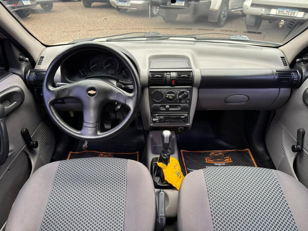 CHEVROLET Classic Sedan - Foto