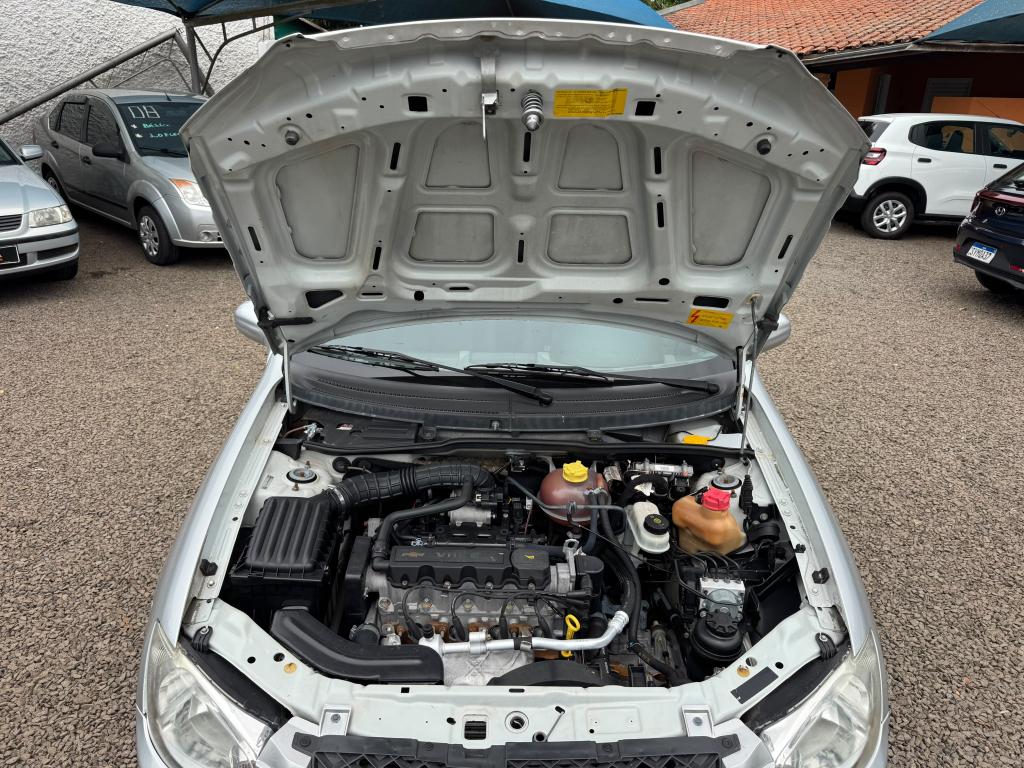 CHEVROLET Classic Sedan - Foto