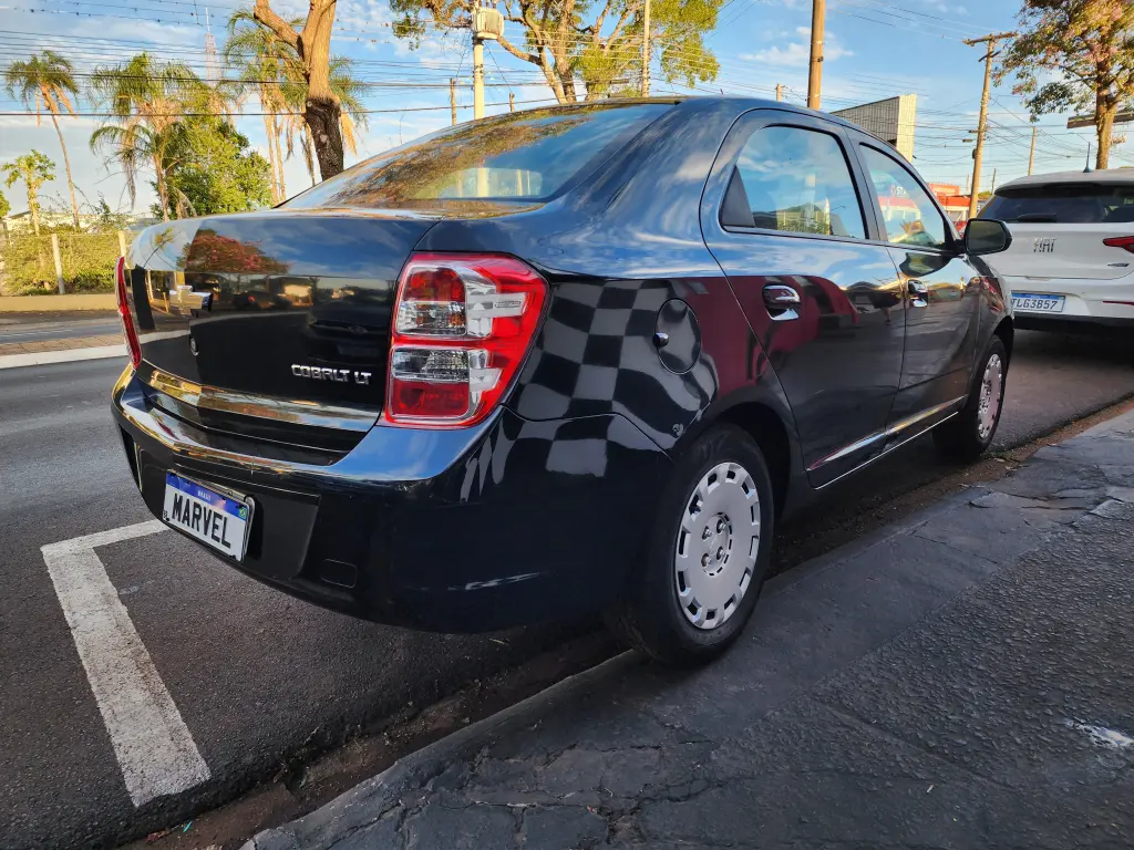CHEVROLET Cobalt - Foto
