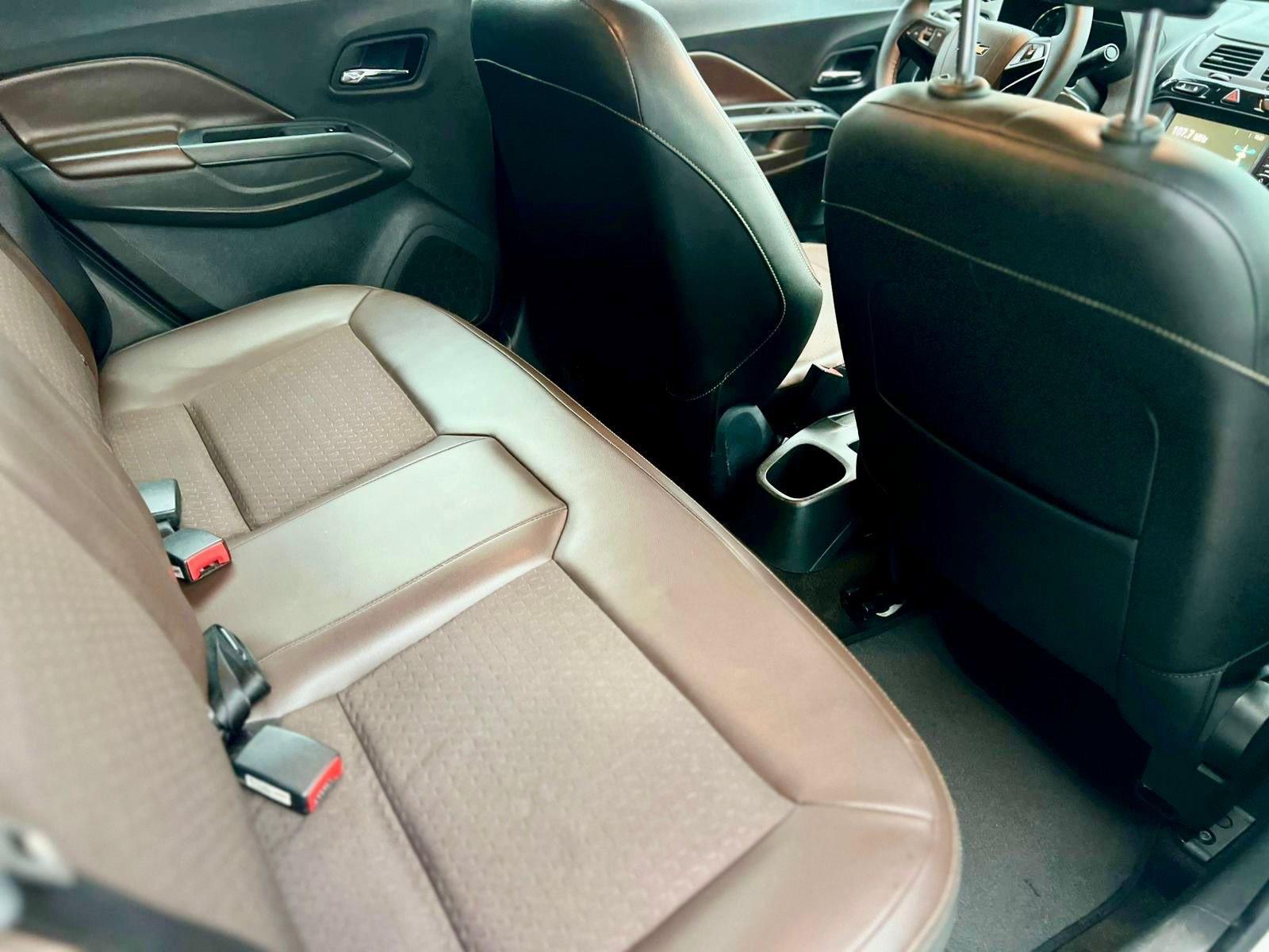 CHEVROLET Cobalt - Foto