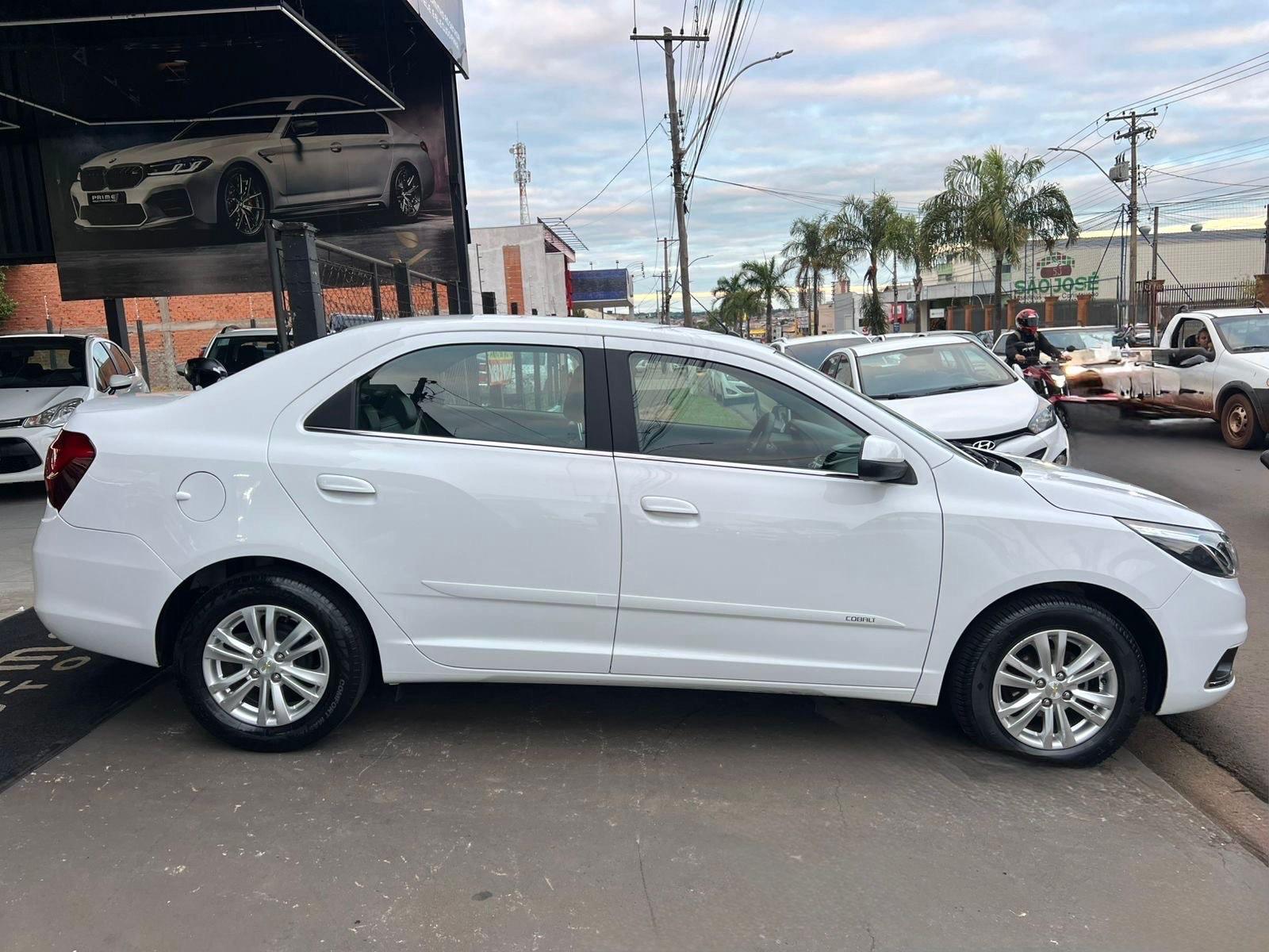 CHEVROLET Cobalt - Foto