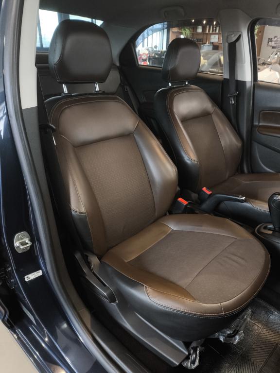 CHEVROLET Cobalt - Foto