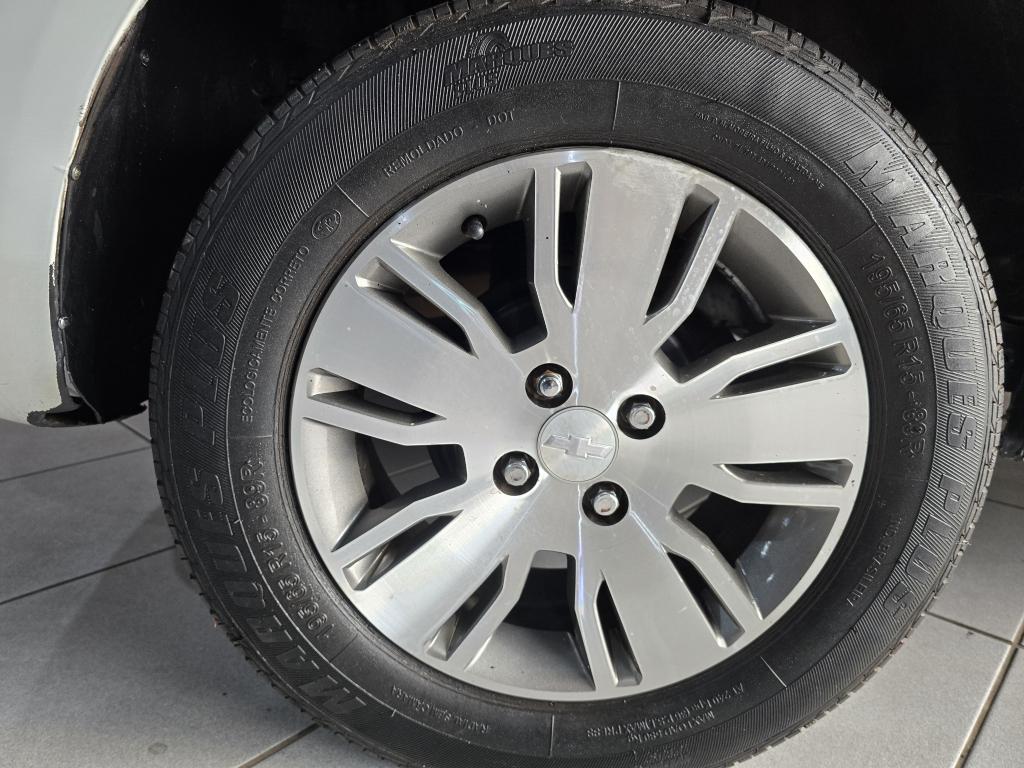 CHEVROLET Cobalt - Foto