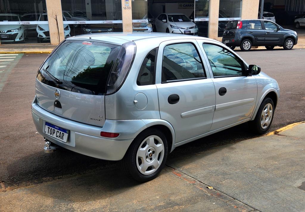 CHEVROLET Corsa Hatch - Foto