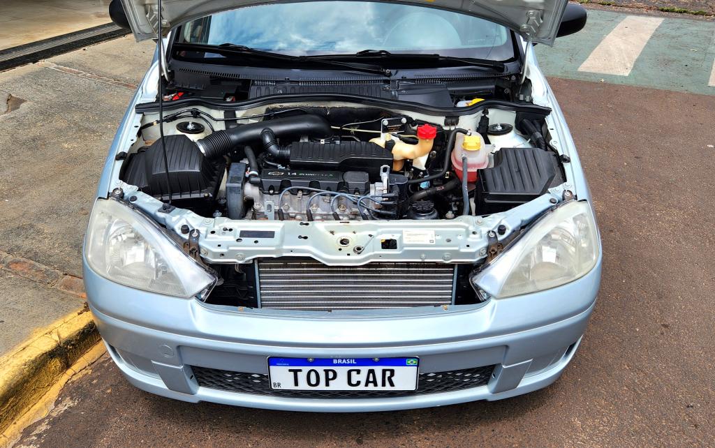 CHEVROLET Corsa Hatch - Foto