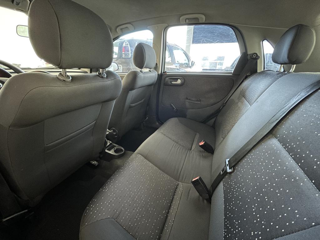 CHEVROLET Corsa Hatch - Foto