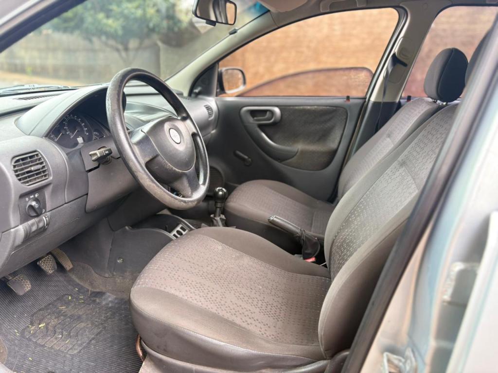 CHEVROLET Corsa Hatch - Foto