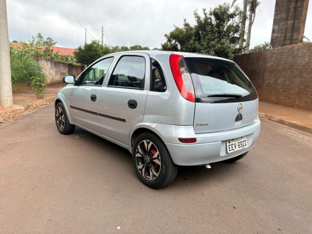 CHEVROLET Corsa Hatch - Foto