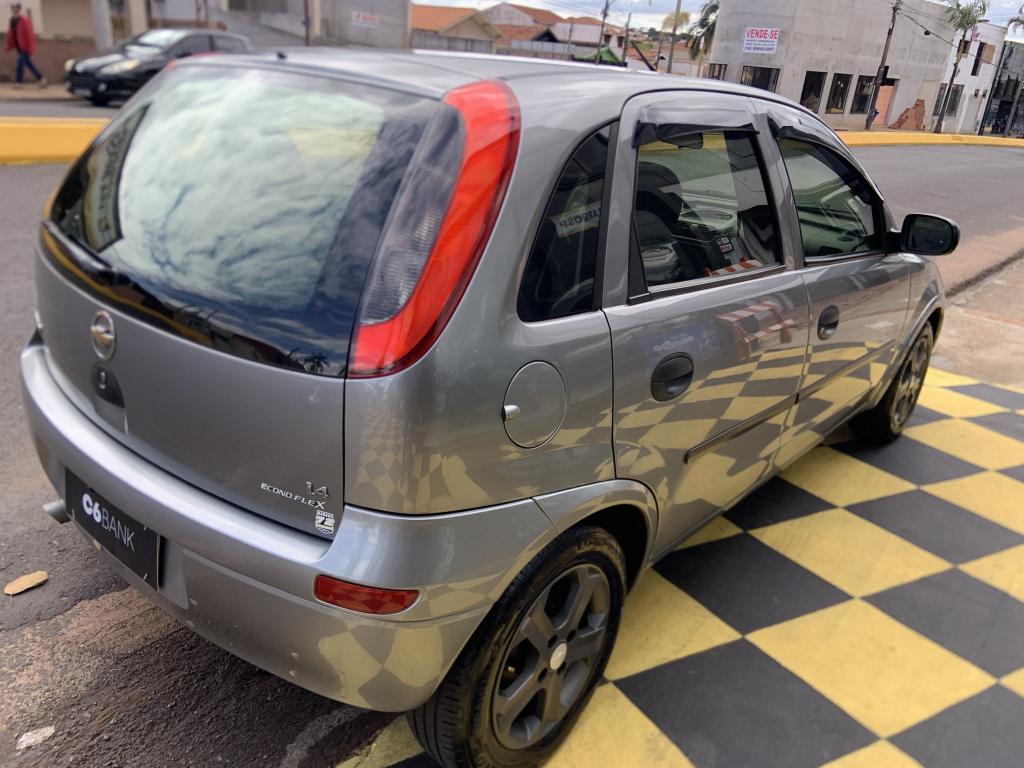 CHEVROLET Corsa Hatch - Foto