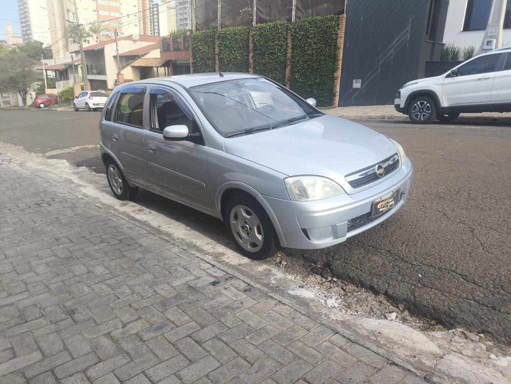 CHEVROLET Corsa Hatch - Foto