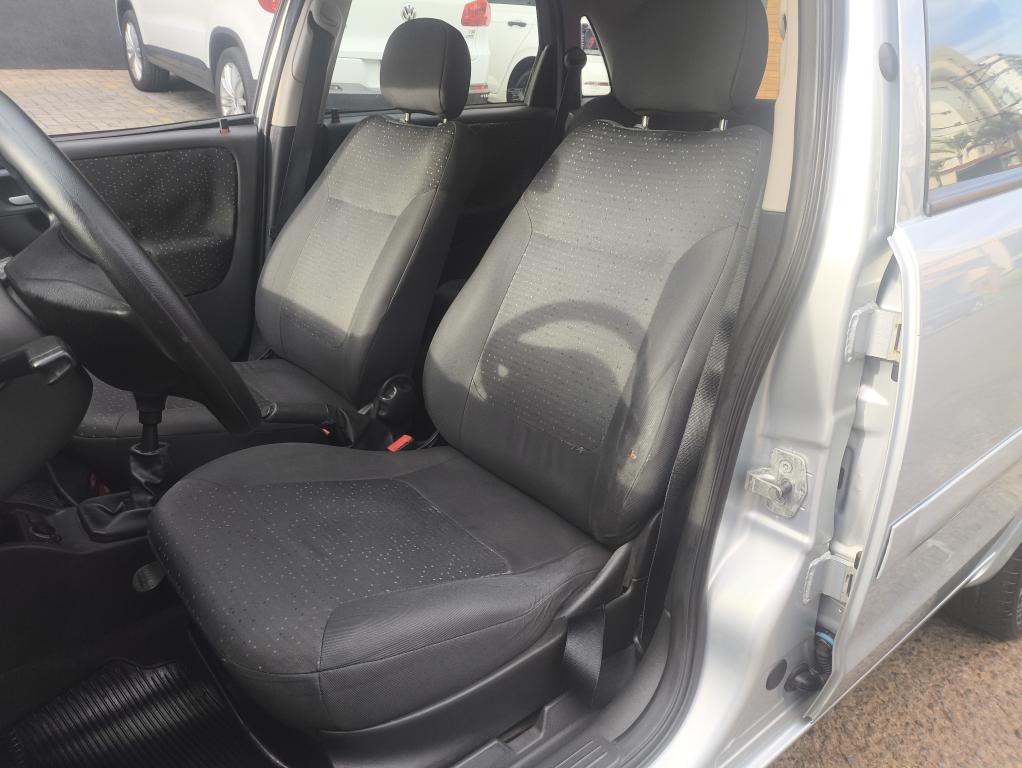 CHEVROLET Corsa Hatch - Foto