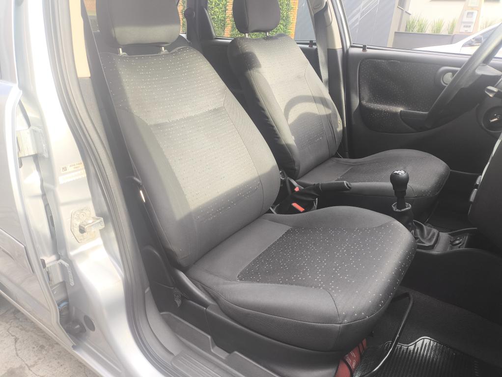 CHEVROLET Corsa Hatch - Foto