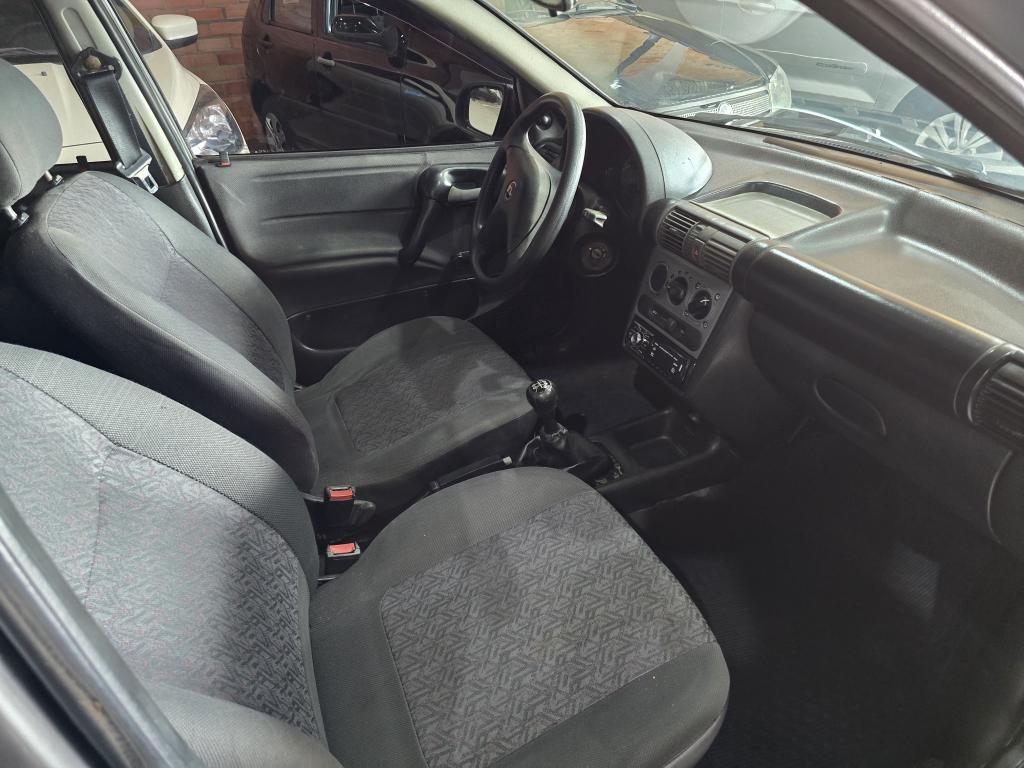 CHEVROLET Corsa Sedan - Foto