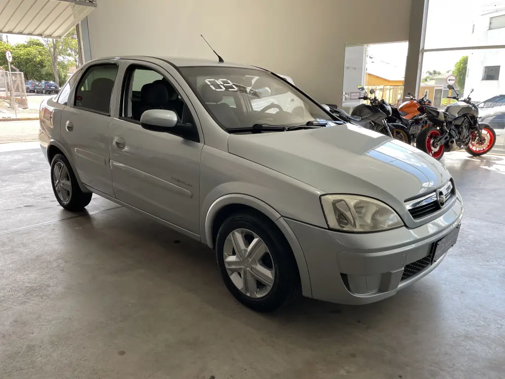 CHEVROLET Corsa Sedan - Foto