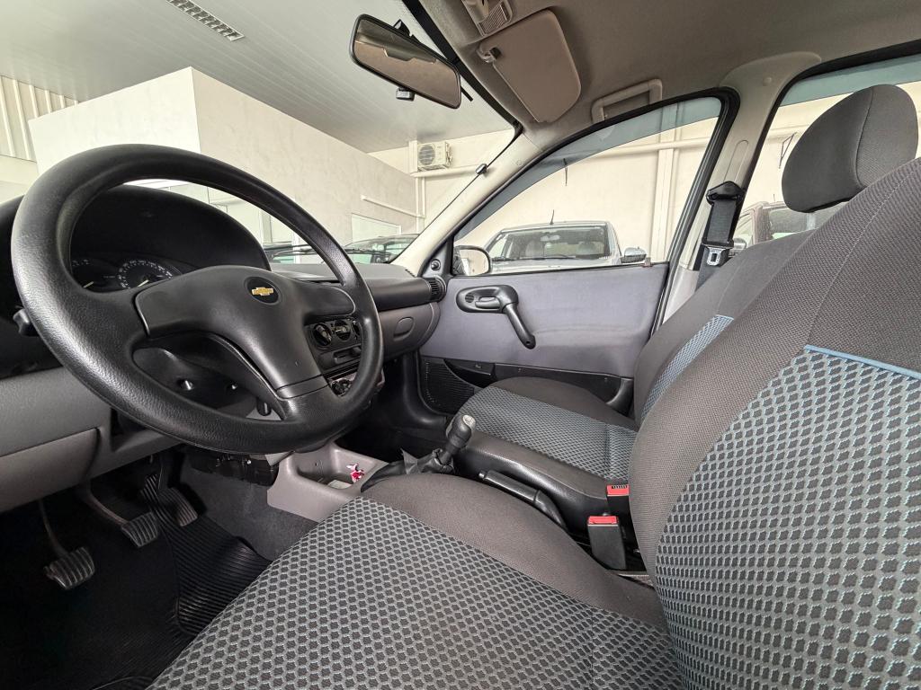 CHEVROLET Corsa Sedan - Foto