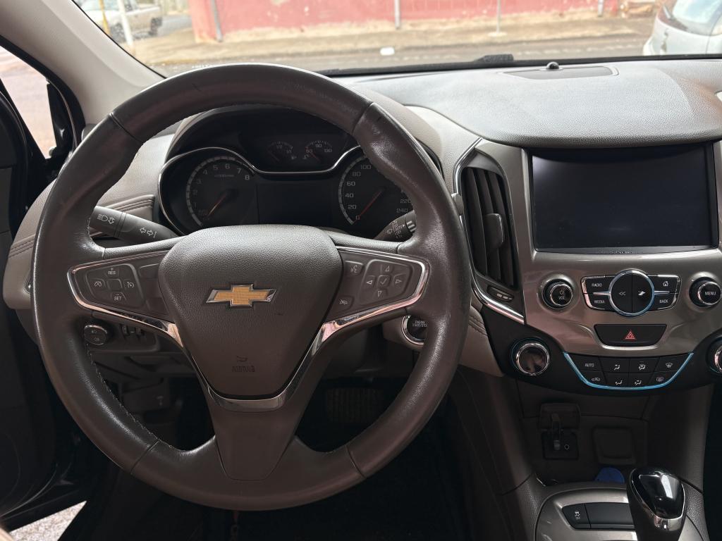 CHEVROLET Cruze Hatch - Foto