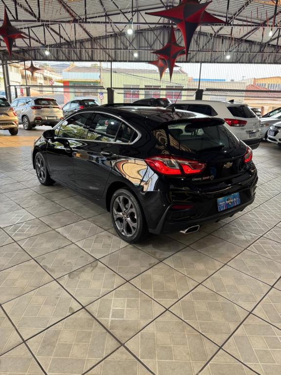 CHEVROLET Cruze Hatch - Foto