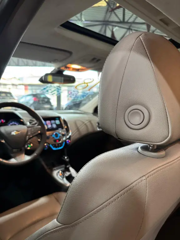 CHEVROLET Cruze Hatch - Foto