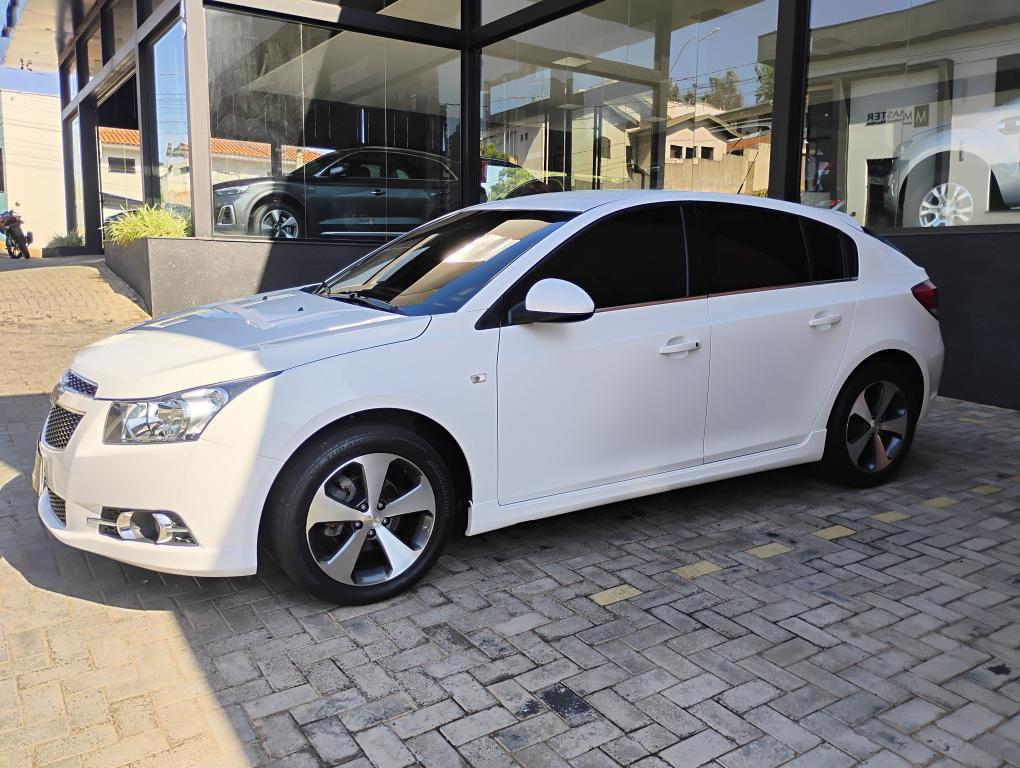 CHEVROLET Cruze Hatch - Foto